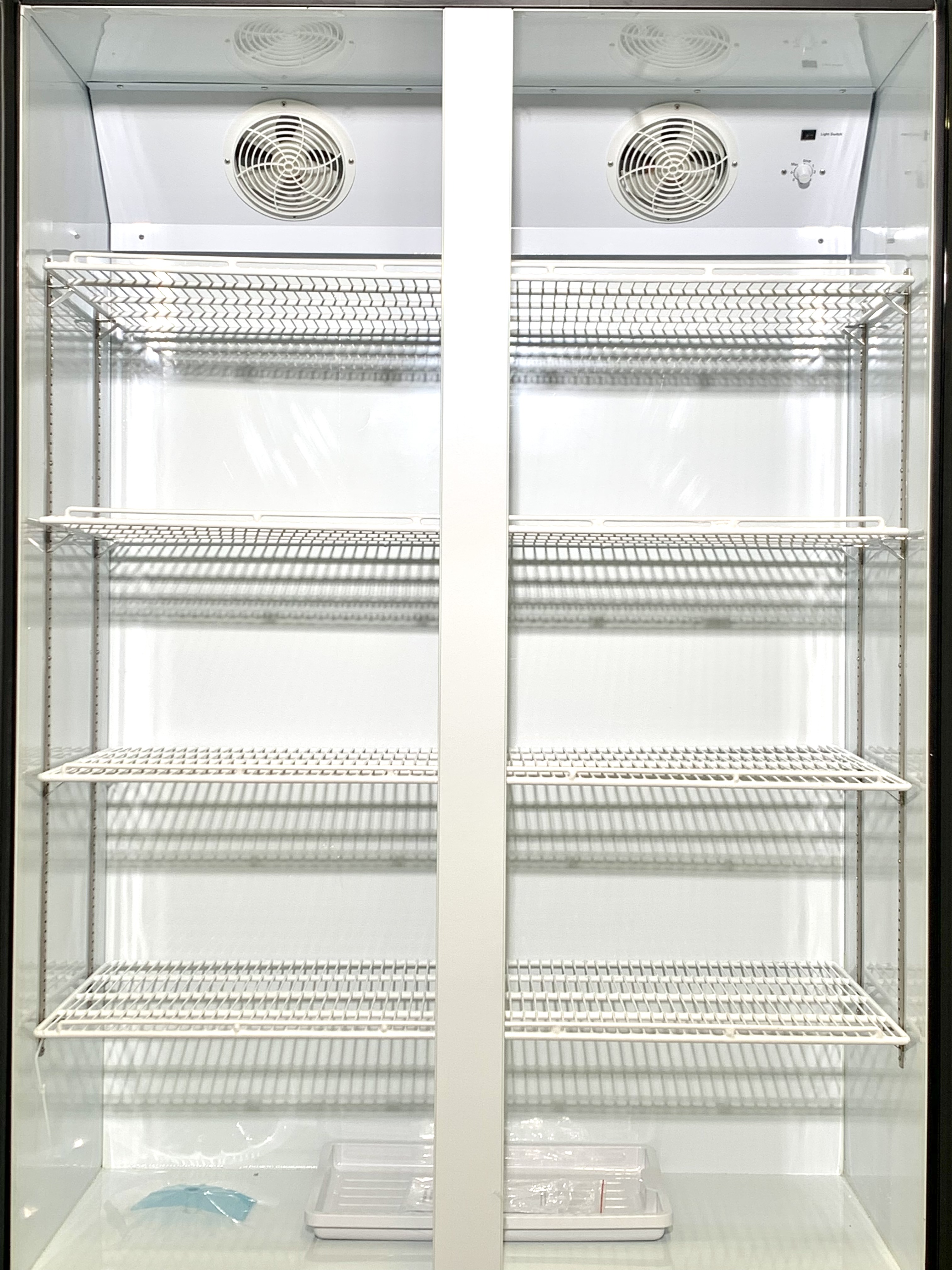 Морозильные витрины - Вертикальный холодильник LSC630FS2