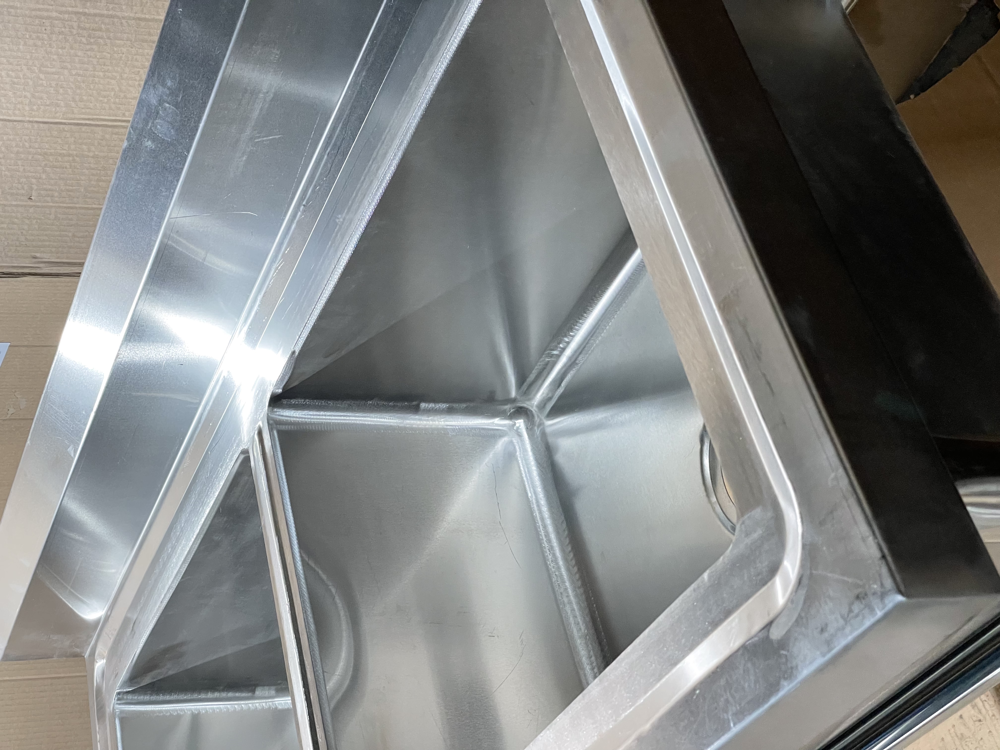 Витринный холодильник серия SALAD - F24 (K) МОЙКА ДВОЙНОЙ (120х60х80)
